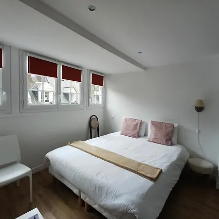 Au Claire De Lune 4* Dieppe