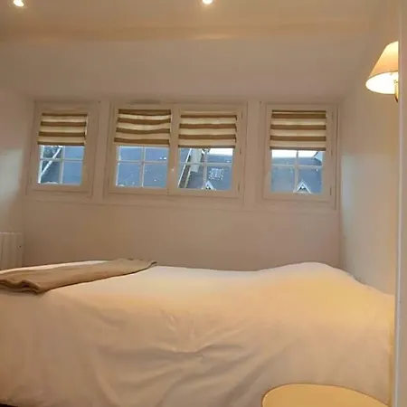 Bed & Breakfast Au Claire De Lune Dieppe