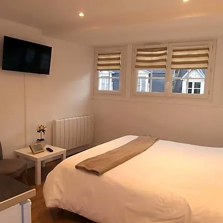 Bed & Breakfast Au Claire De Lune Dieppe